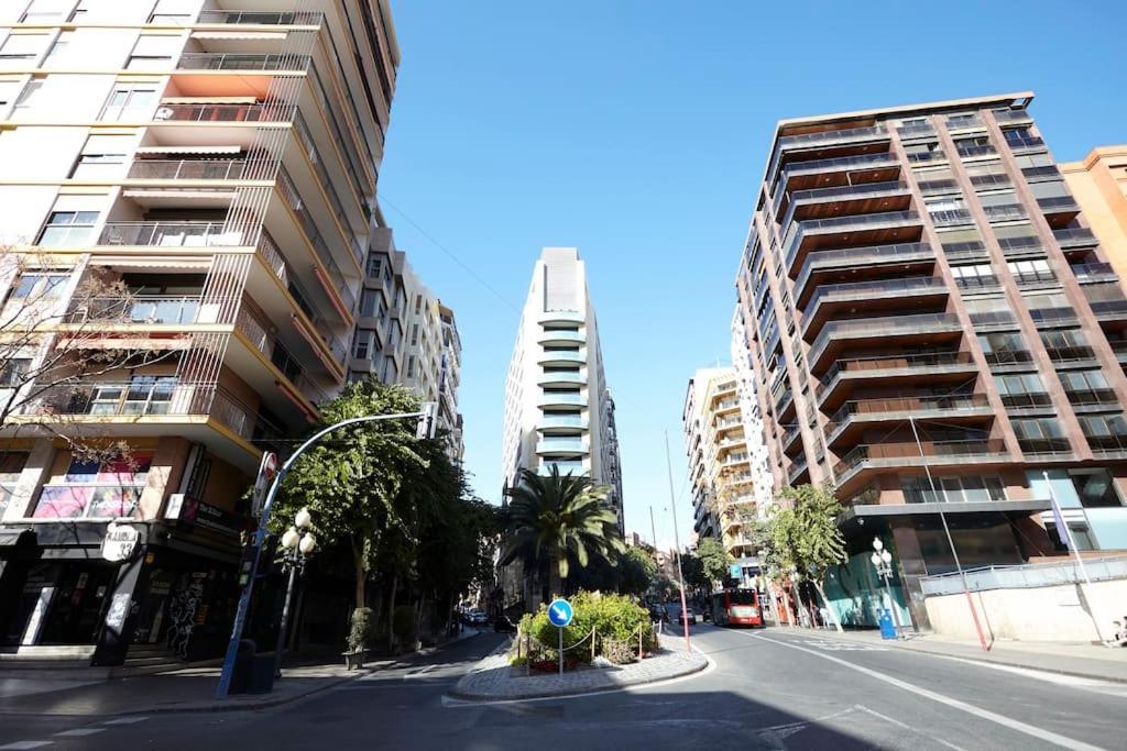 Apartamento Beferent Plaza San Cristobal Alicante Exterior foto
